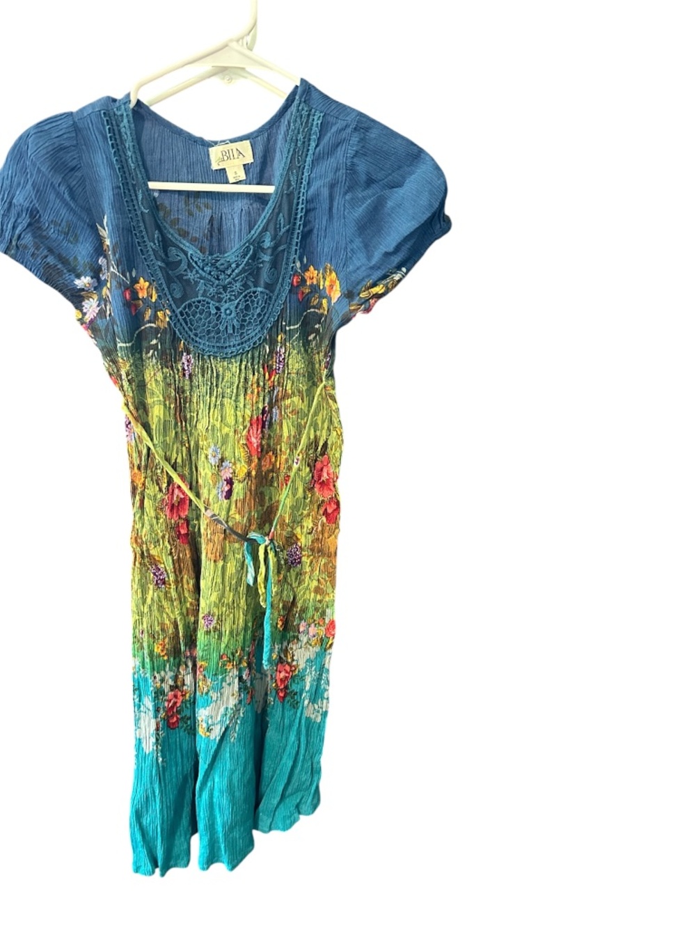 Bila Floral Crinkle Dress Cap sleeve Vacation Beach Cruise sz Small